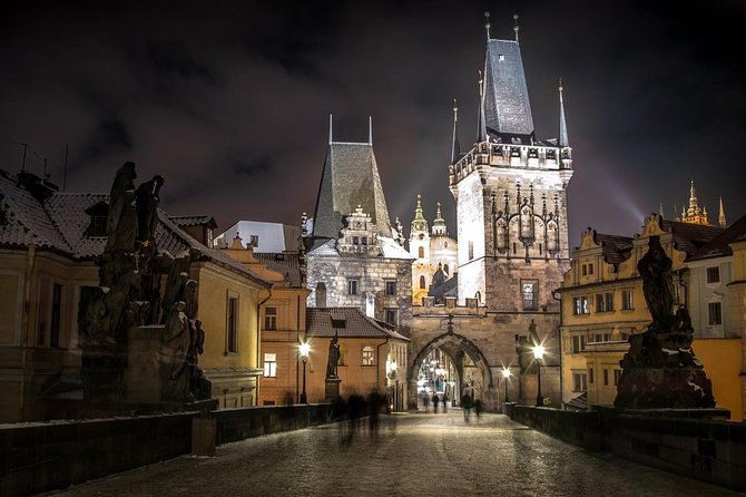 transfer-from-cesky-krumlov-to-prague-private-daytrip-with-2h-for-sightseeing