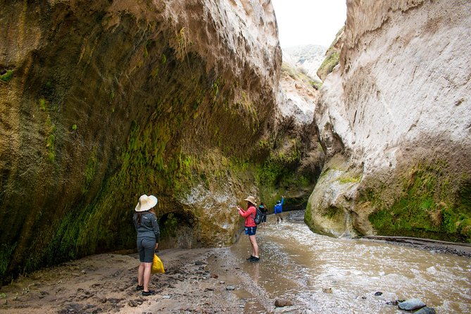 trekking-waterfalls-and-thermal-baths