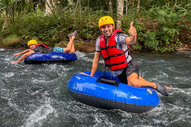 tubing-in-rio-celeste-aventure-in-nature