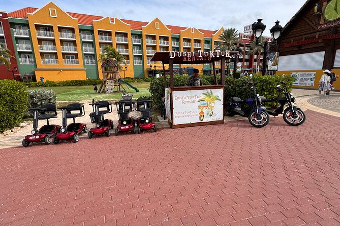 tuktuks-adventure-fun-tour-in-curacao