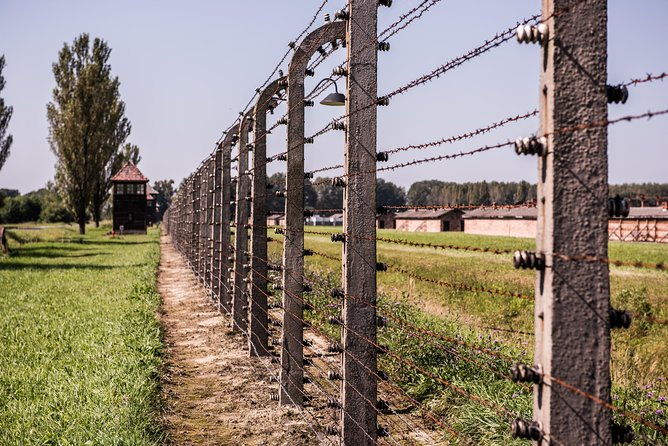 two-day-trip-to-auschwitz-birkenau-and-wieliczka-salt-mine