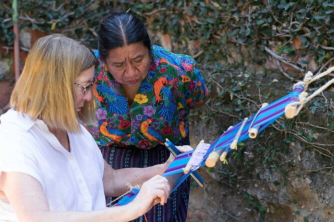 two-hours-private-backstrap-weaving-workshop-in-antigua