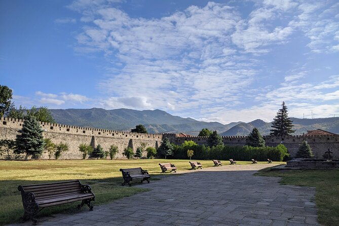 uplistsikhe-mtskheta-and-jvari-historical-private-day-tour-from-tbilisi