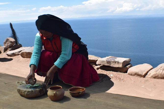 uros-amantani-taquile-full-day-tour