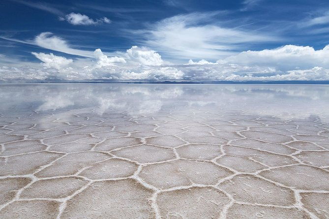 uyuni-salt-flats-day-trip-english-guide
