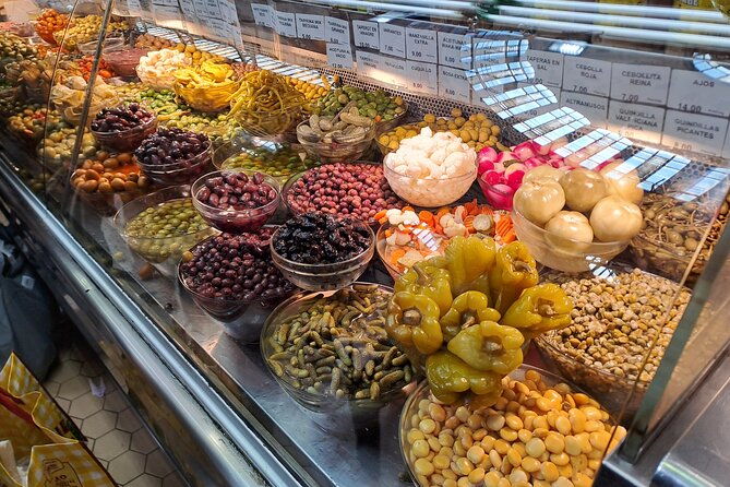 valencia-food-tour-with-tapas-drinks-with-a-local