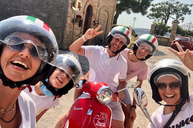 vespa-tour-with-written-guide-of-marche-in-valdaso