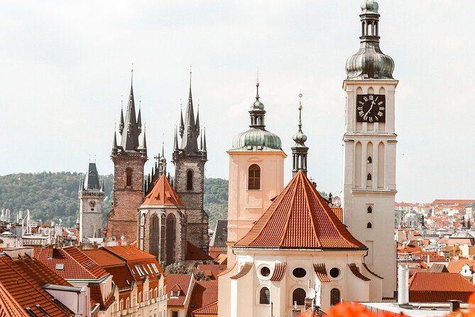 vip-tour-professional-photos-you-and-prague-best-monuments