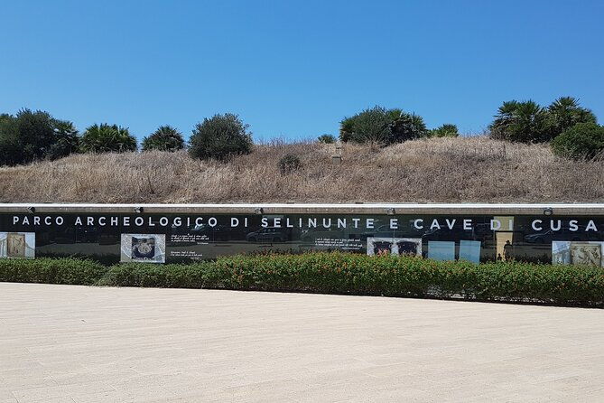 visit-segesta-and-selinunte-from-trapani