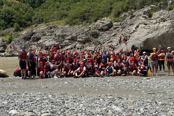 vjosa-river-national-park-guided-rafting-tour-in-permet