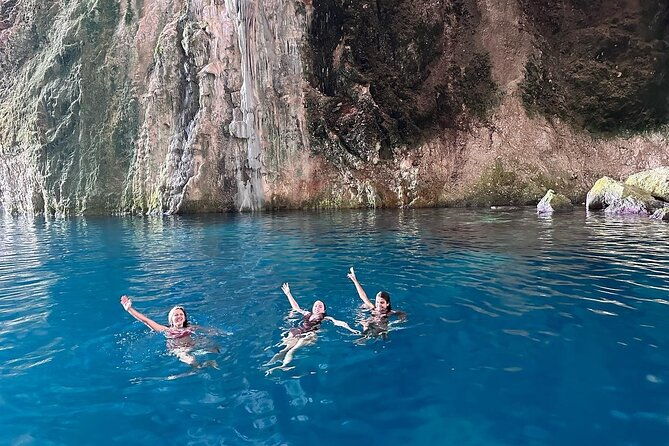 vlore-private-speedboat-tour-to-haxhi-ali-cave-karaburun-beach
