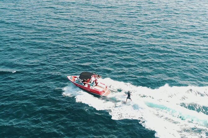wakesurfing-wakeboarding-or-inflatable-tows-in-bay-of-st-tropez