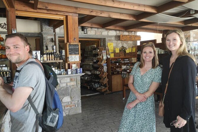 walking-mini-group-shore-excursion-of-rhodes-old-town