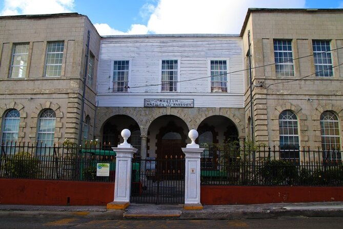 walking-through-antiguas-history