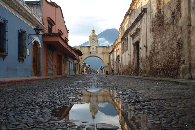 walking-tour-antigua-an-open-museum
