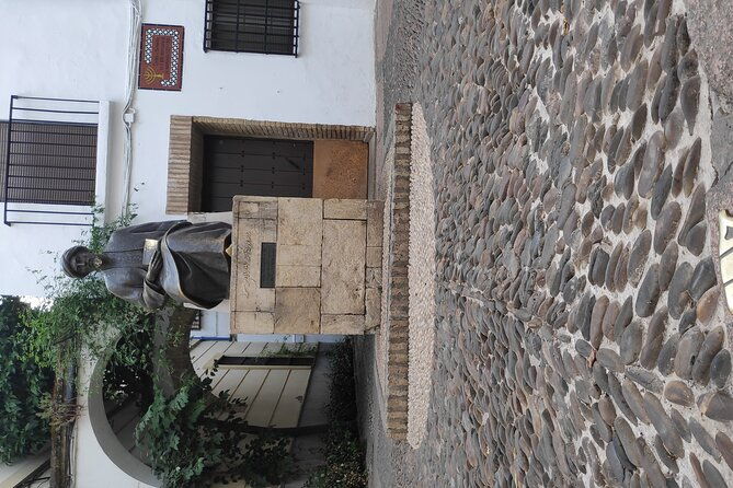 walking-tour-in-heritage-center-of-cordoba-2