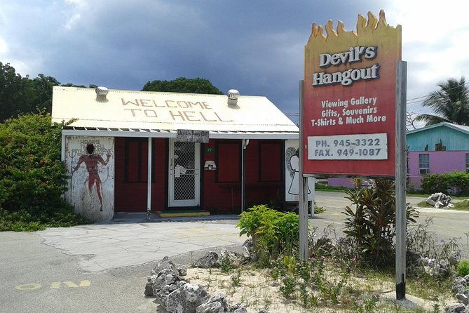 west-bay-sightseeing-tour-plus-seven-mile-beach-visit