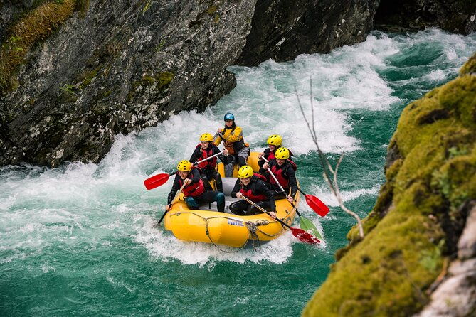 white-water-rafting-in-valldola