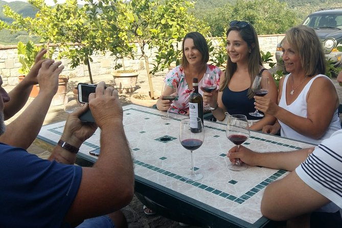 wine-and-cheese-tastings-southern-tuscany-shoreexcursion-from-civitavecchia-port
