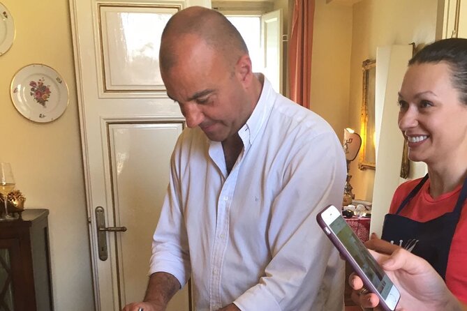 wine-and-extra-virgin-olive-oil-tasting-in-lucca-tuscany