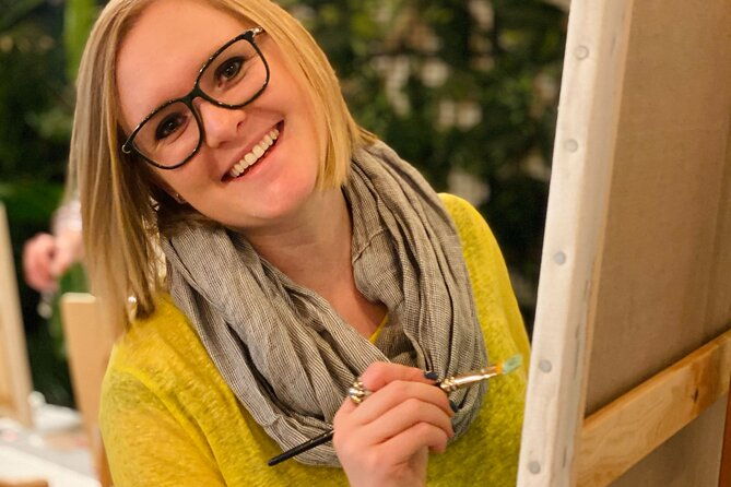 wine-and-painting-workshop-experience-in-brussels