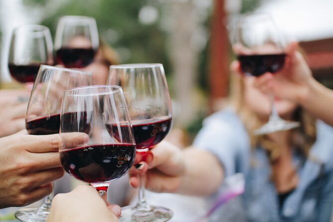wine-tasting-and-walking-tour-of-carmel-by-the-sea-2