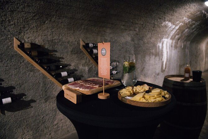 wine-tasting-in-the-underground-fortress-idrija-hills