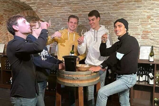 wine-tasting-with-sommelier-in-bratislava-3