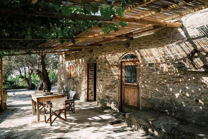 winery-tour-and-wine-tasting-at-karimalis-winery-in-ikaria