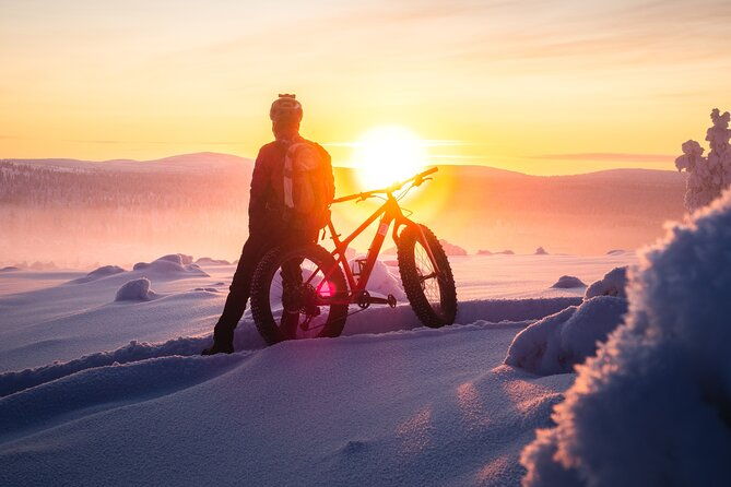 winter-afternoon-group-ride-in-saariselka