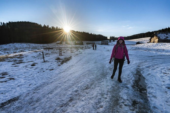 winter-hike-in-julian-alps