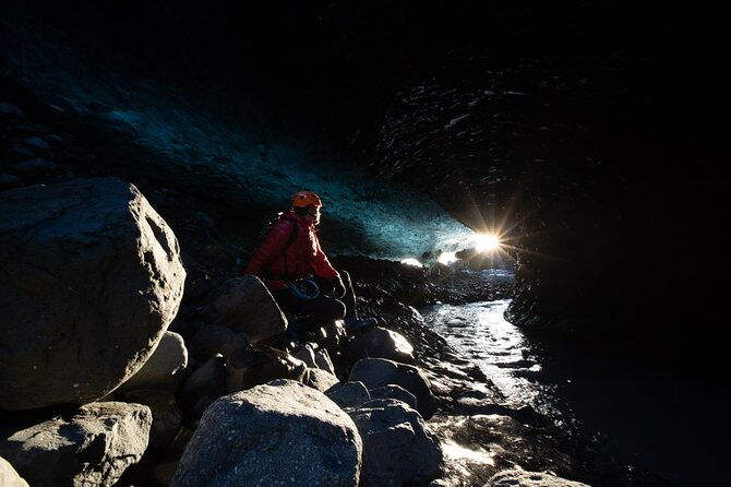 winter-ice-cave-climbing-private-photoshoot-20-shot-package