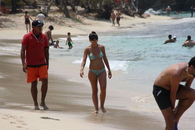 wonderful-full-day-tayrona-park-tour-from-cartagena-crystal-beach-sector