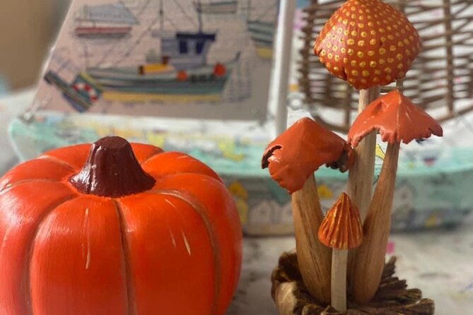 wooden-duck-painting-or-pottery-painting