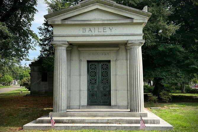 woodlawn-cemetery-a-self-guided-audio-tour-of-gilded-age-art-and-architecture