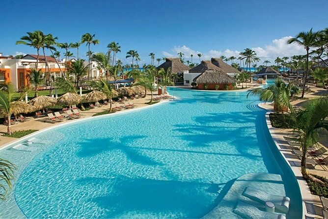 wyndham-alltra-punta-cana-round-trip-shuttle-punta-cana-airport