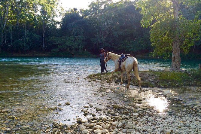 xunantunich-horseback-riding-tour