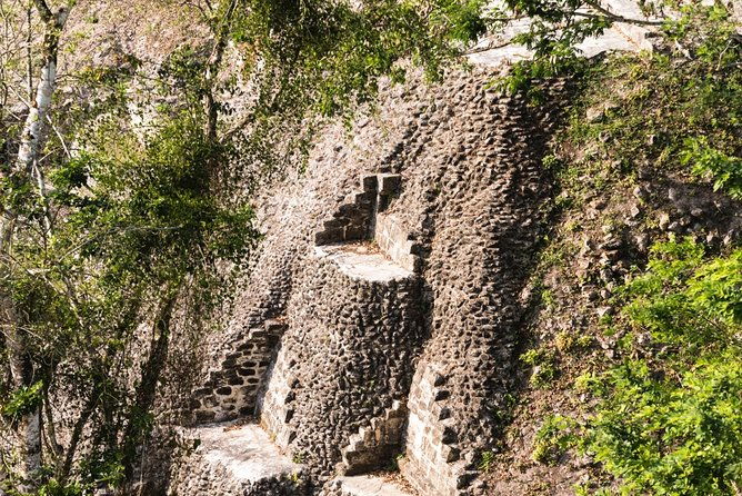 xunantunich-maya-ruin-st-herman-blue-hole