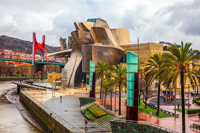 year-of-love-in-bilbao-quest-experience