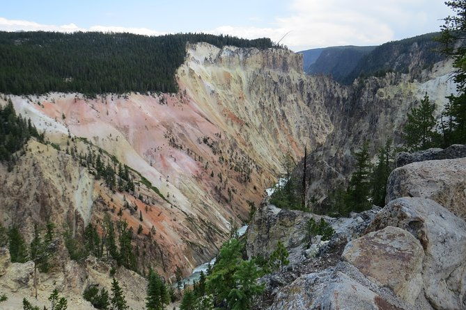 yellowstone-national-park-private-full-day-lower-loop-tour-from-w-yellowstone