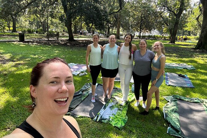 yoga-in-forsyth-park
