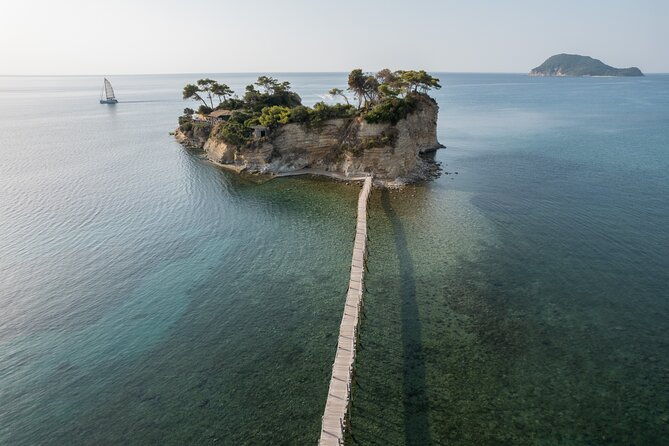 zakynthos-glass-bottom-turtle-boat-tour-to-keri-caves-islands