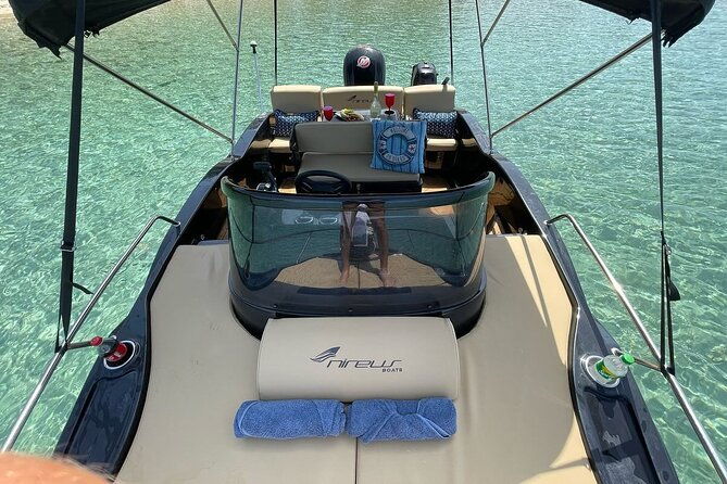 zakynthos-private-tour-in-black-elegance-luxury-speedboat
