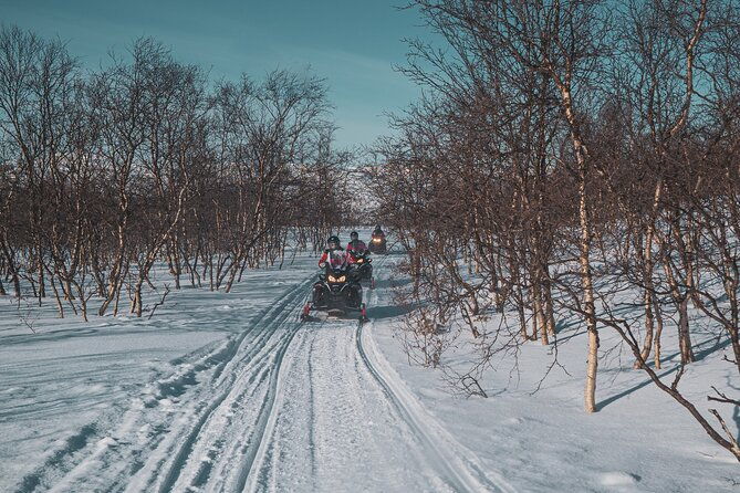 4hr-finnmarksvidda-snowmobile-adventure-2