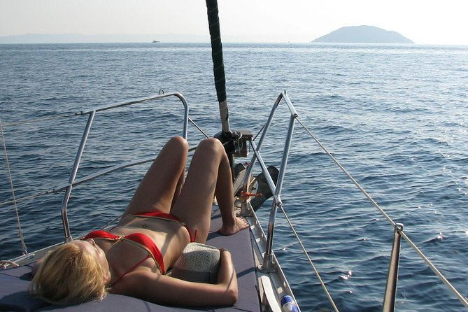 5-hours-from-sithonia-sailing-trip-secluded-coves-islands