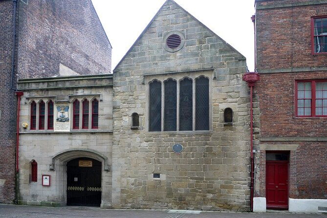 1-hour-and-a-half-walking-guided-tour-in-medieval-newcastle