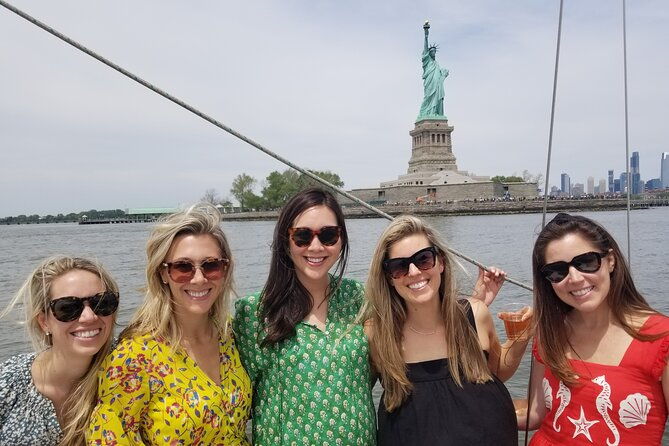 1-hour-private-charter-in-new-york-harbor-for-up-to-6-people
