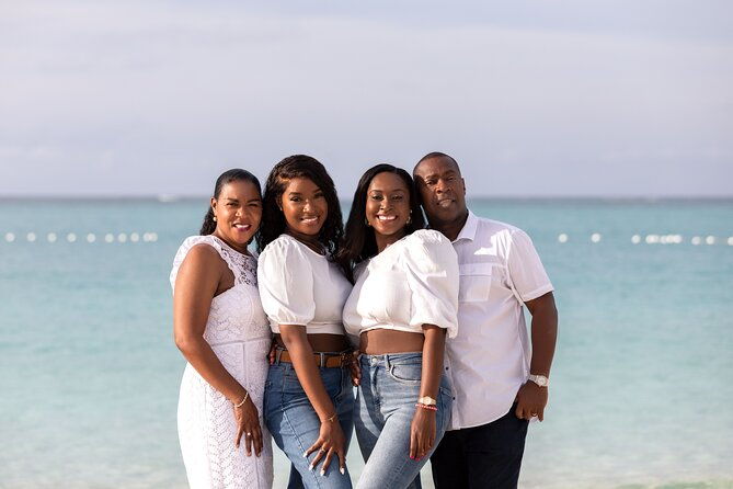 1-hour-private-professional-portraits-in-grace-bay-beach