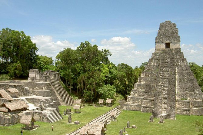 2-day-mayan-ruins-tour-of-tikal-and-yaxha-from-flores