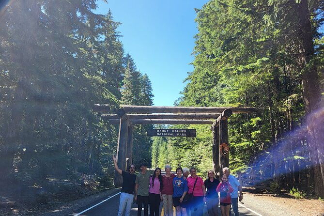 2-day-mt-rainier-all-inclusive-small-group-tour